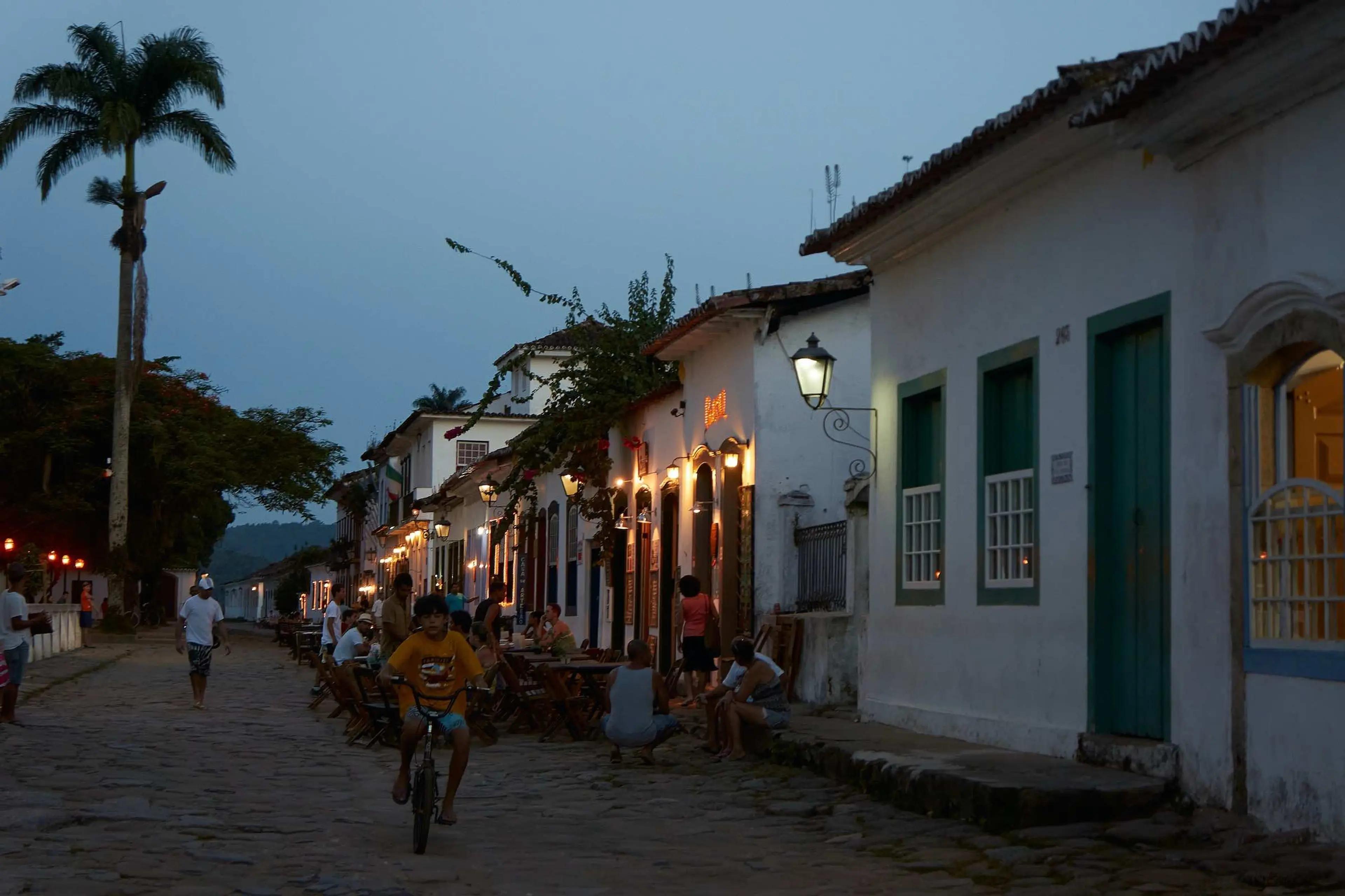 Paraty´s Historic Center dates back to the years 1820s. The Historic Center, considered by UNESCO as "the most harmonious colonial architectonic set"