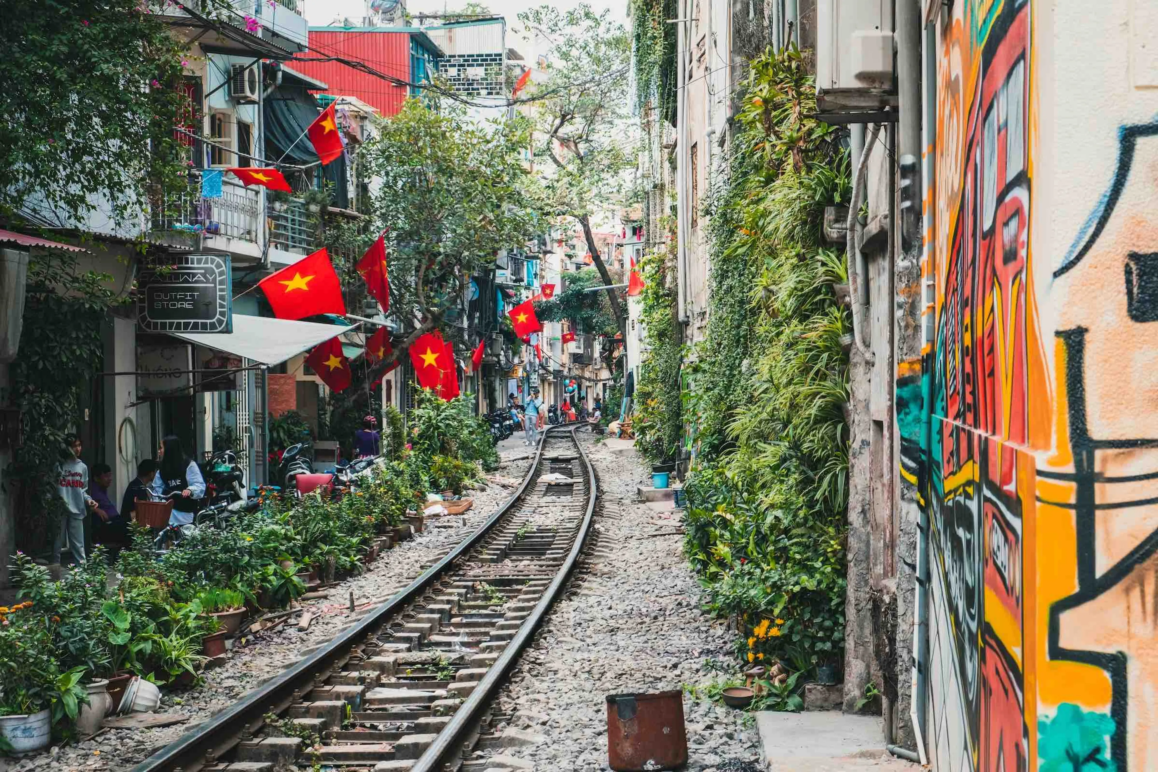 Hanoi Train Street, Famous Destination of Hanoi